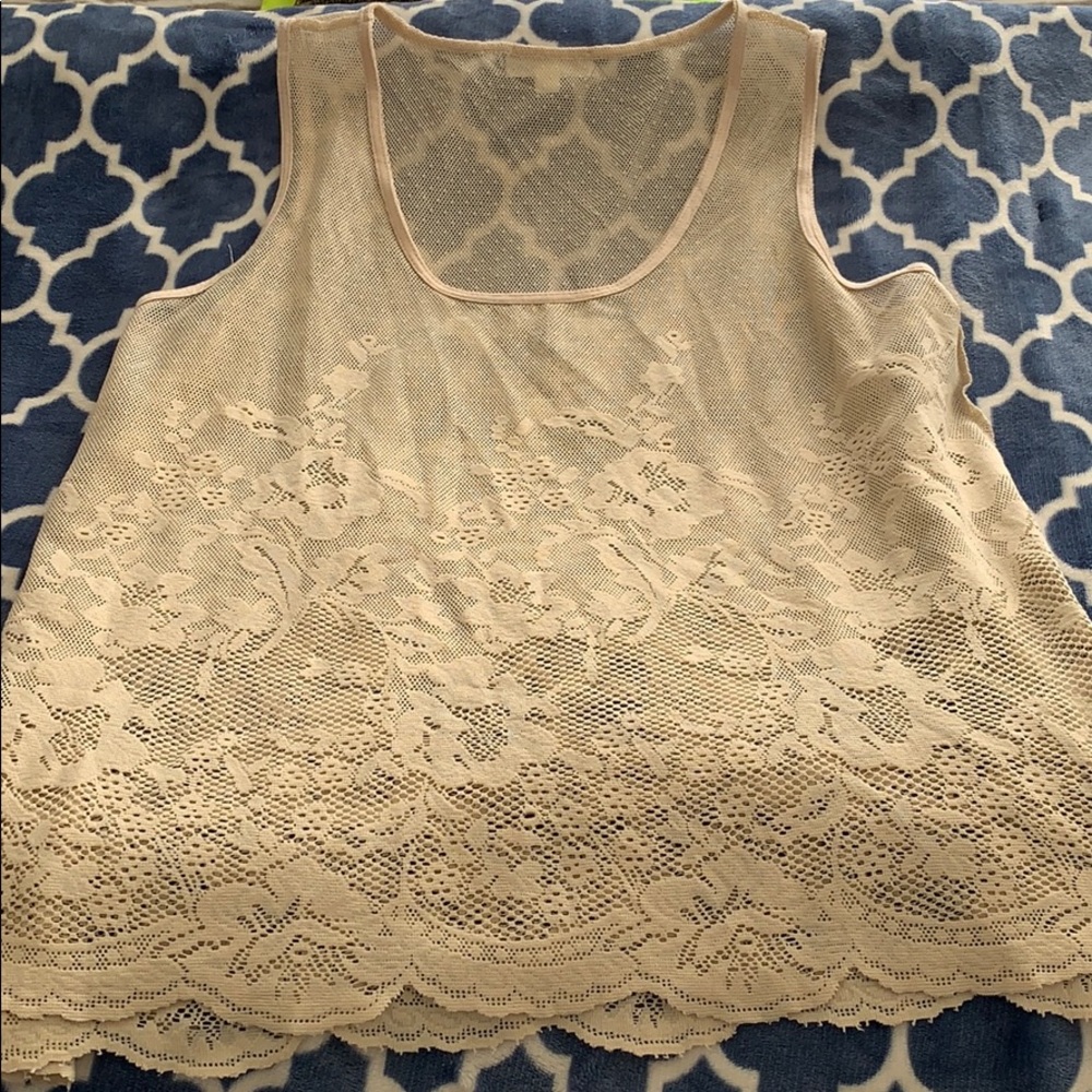Lace top - Picture 2 of 4